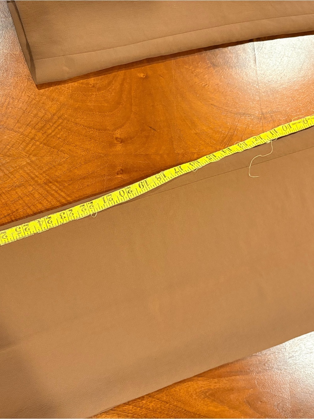 NWT, ARITZIA, The Effortless Pant™ High-Waisted Wide-Leg Pants — Brown, size 4 - Picture 10 of 11
